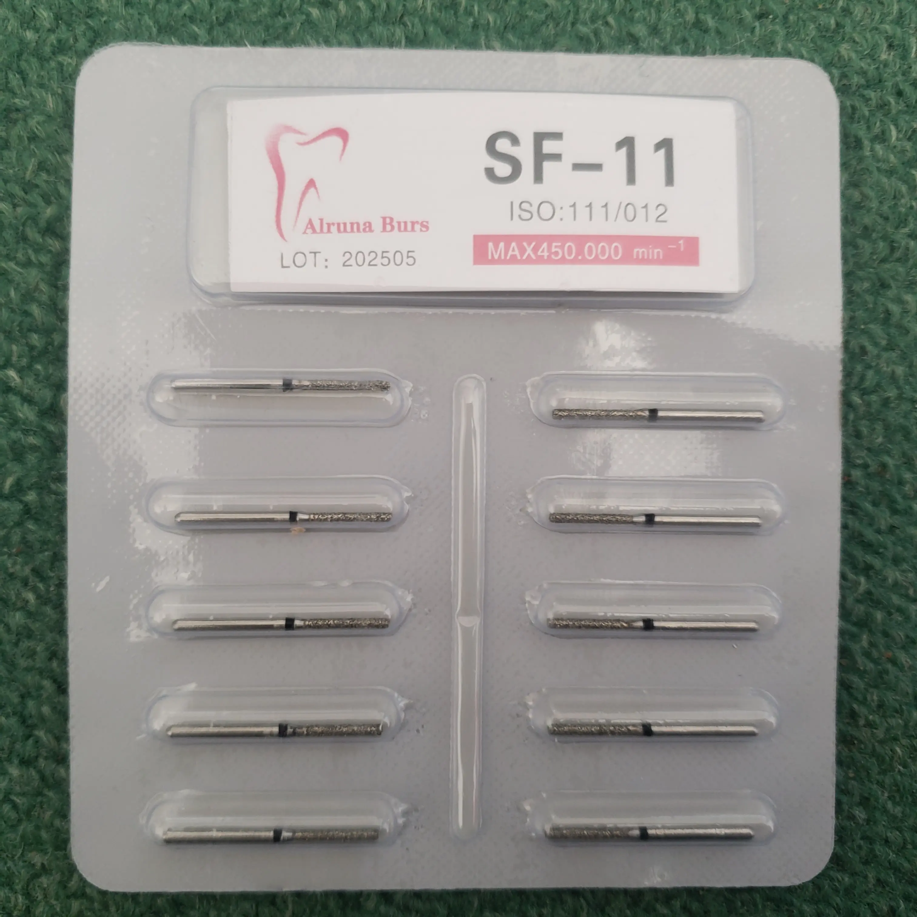 [004-0658] Alruna #SF Straight Fissure بيرات ستريت فشر