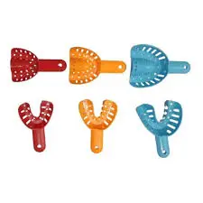 تريات بلاستيك اطفال